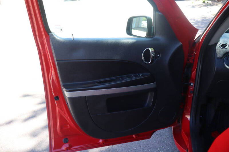 2011 Chevrolet HHR LS