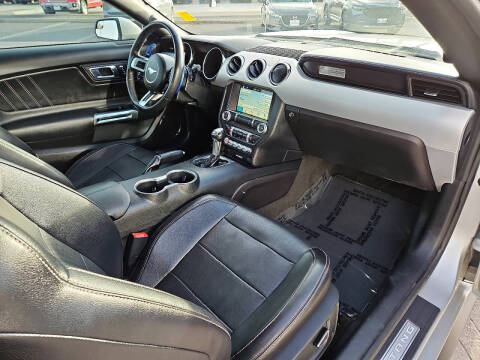 2016 Ford Mustang EcoBoost Premium