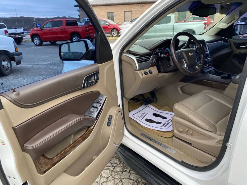 2017 Chevrolet Suburban LT