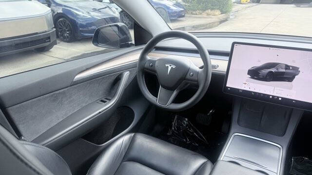 2024 Tesla Model Y Long Range