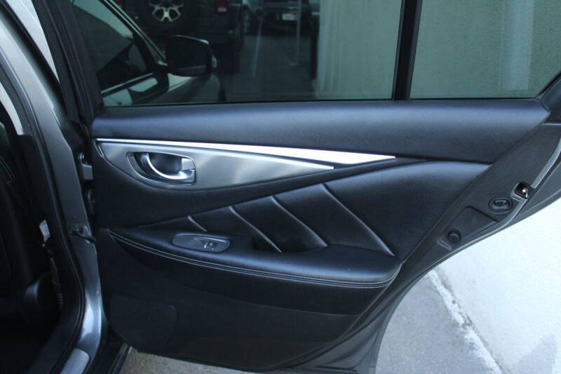 2017 Infiniti Q50 Red Sport 400