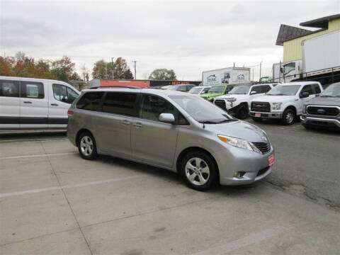 2013 Toyota Sienna