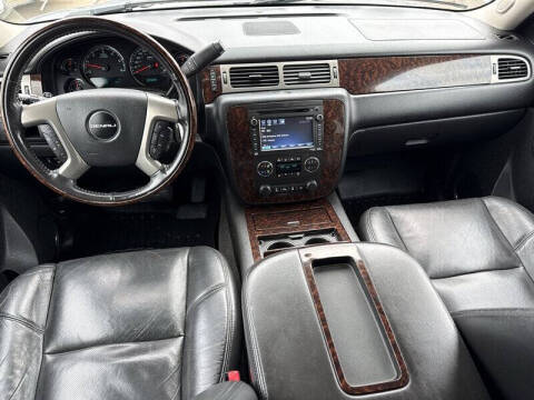 2012 GMC Yukon Denali