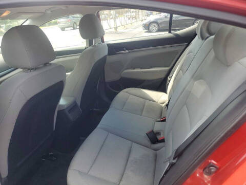 2018 Hyundai Elantra