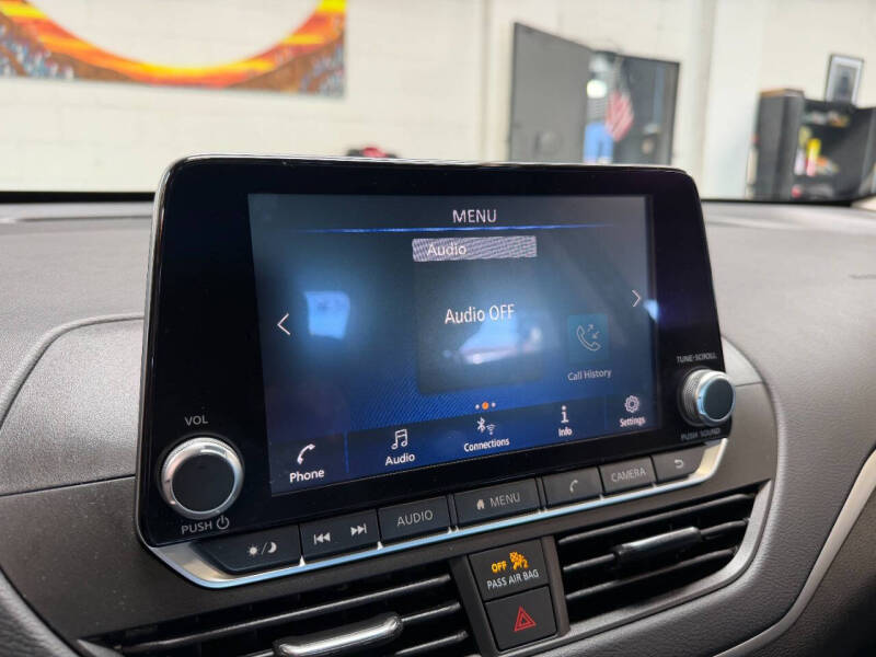 2021 Nissan Altima 2.5 SV