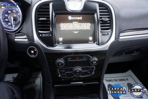 2015 Chrysler 300 Limited