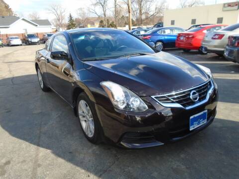 2012 Nissan Altima for sale at DISCOVER AUTO SALES in Racine WI