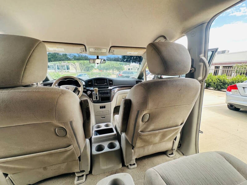 2015 Nissan Quest