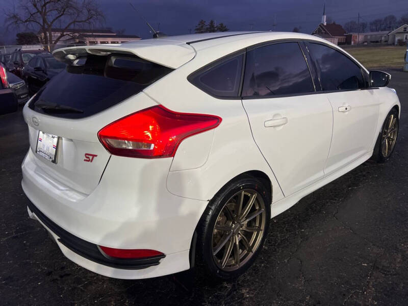 2017 Ford Focus ST