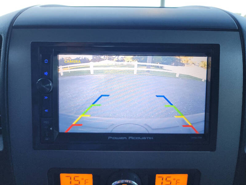 2011 Nissan Titan SL