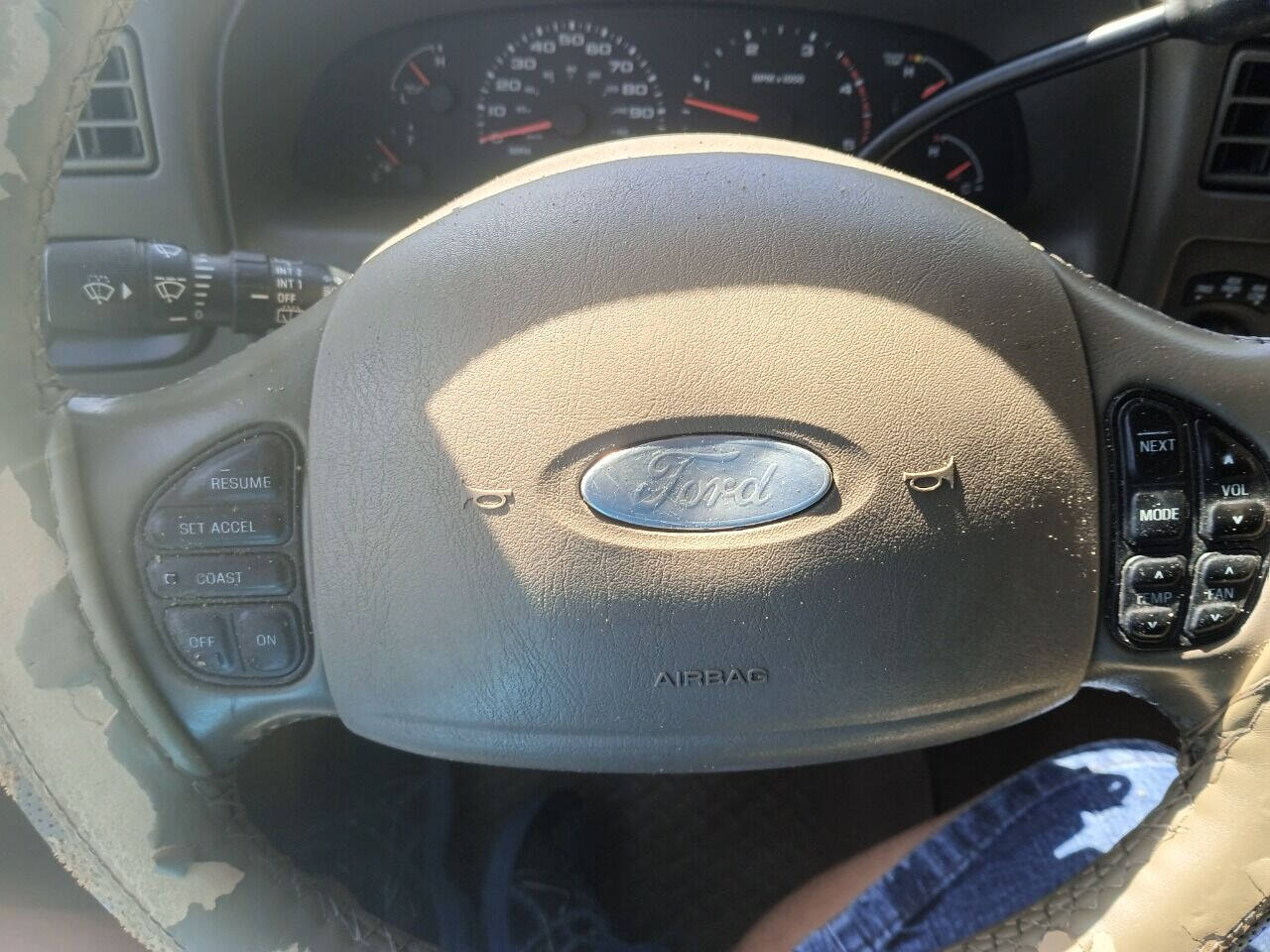 2003 Ford Excursion SUV / Crossover - $11,950