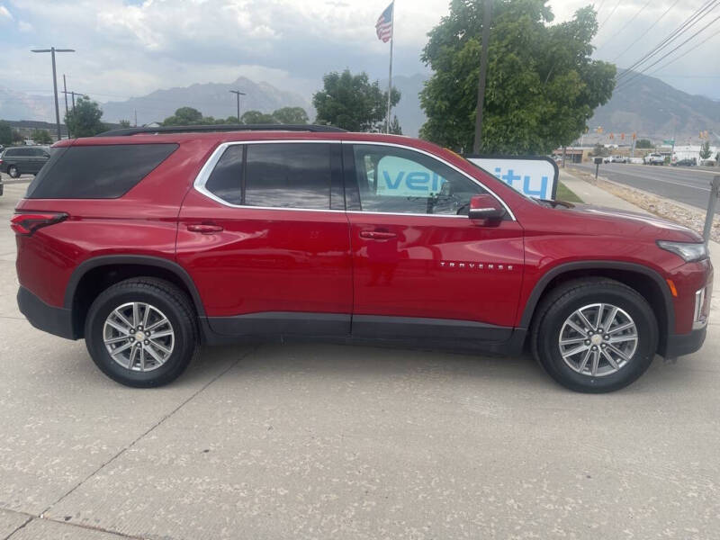 2023 Chevrolet Traverse LT Cloth