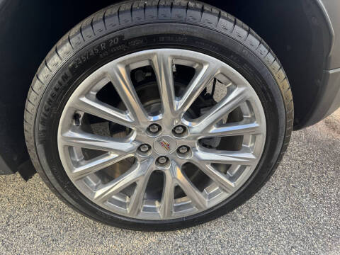 2019 Cadillac XT4 Premium Luxury