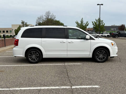 2016 Dodge Grand Caravan SXT Plus