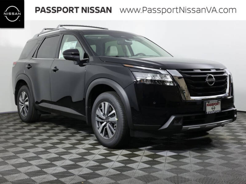 2022 Nissan Pathfinder SL