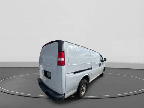 2020 Chevrolet Express 2500