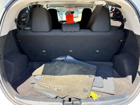 2016 Toyota Prius c One