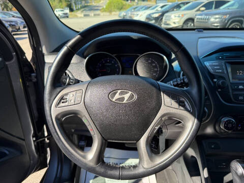 2015 Hyundai Tucson SE