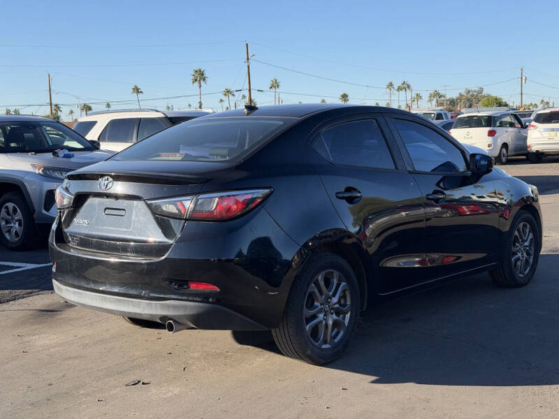 2019 Toyota Yaris LE