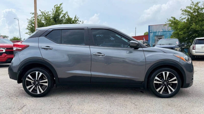 2020 Nissan Kicks SV