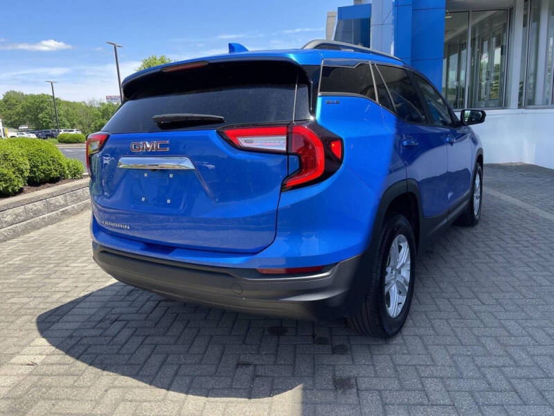 2024 GMC Terrain SLE