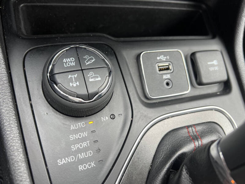 2021 Jeep Cherokee Trailhawk