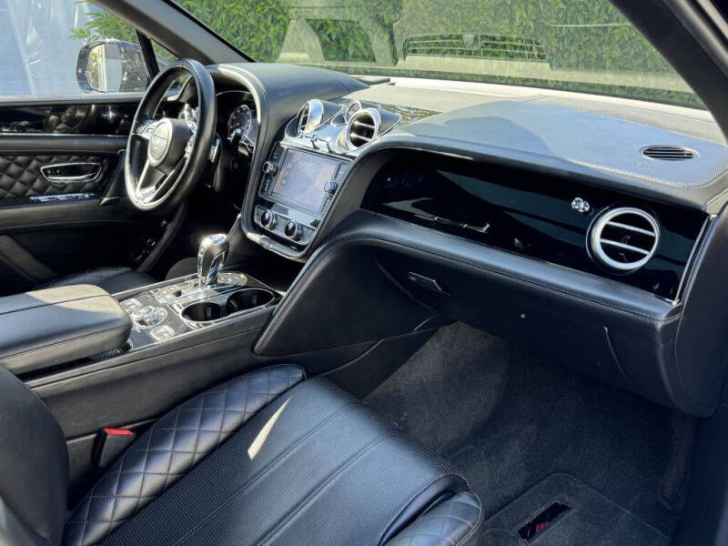 2017 Bentley Bentayga