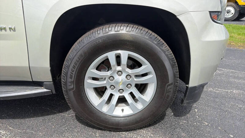 2017 Chevrolet Suburban LT
