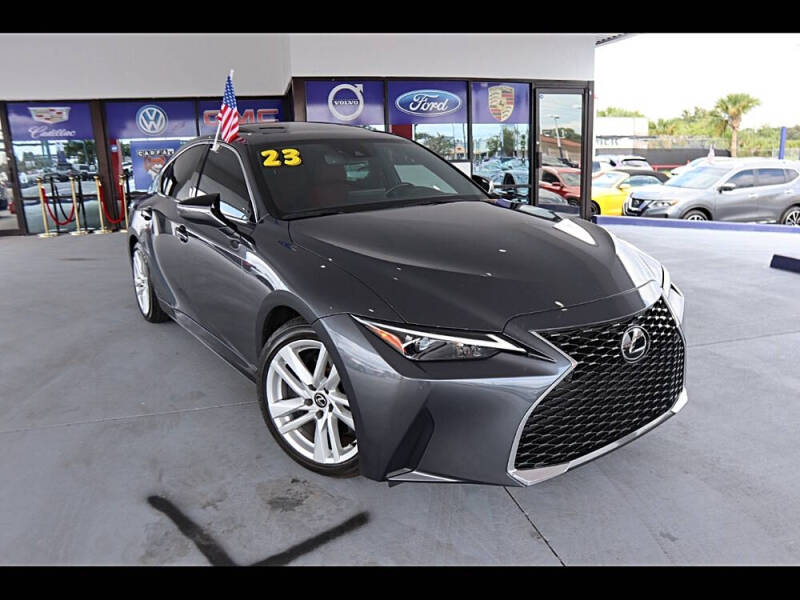 2023 Lexus IS 300