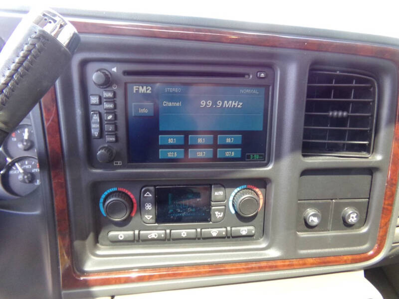 2005 Cadillac Escalade