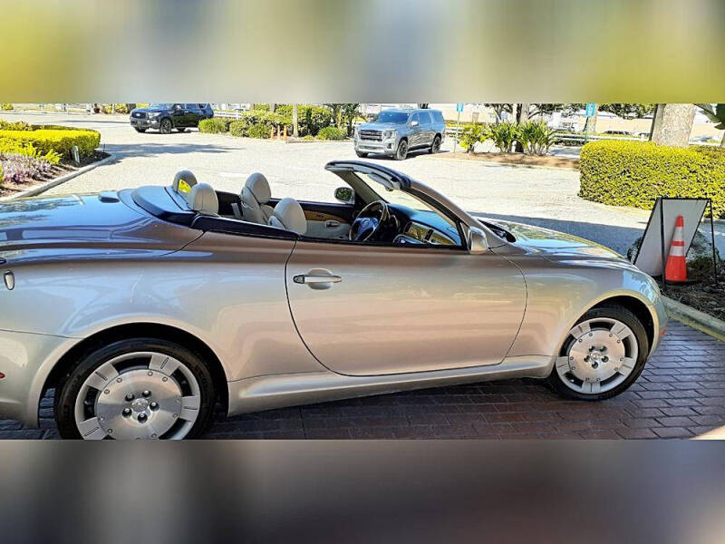 2004 Lexus SC 430