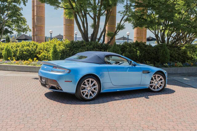 2012 Aston Martin V8 Vantage 37
