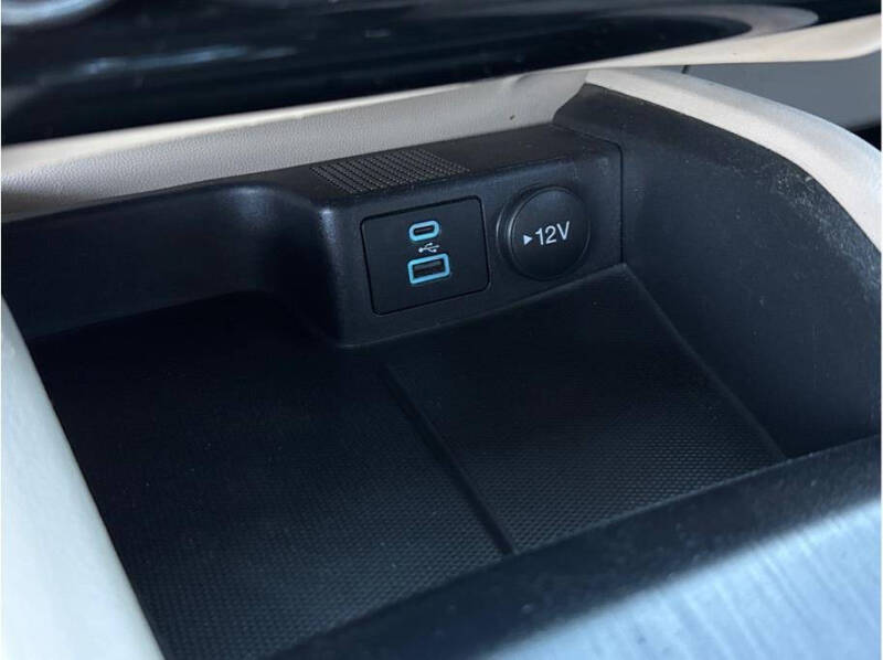 2022 Ford Escape Hybrid SEL