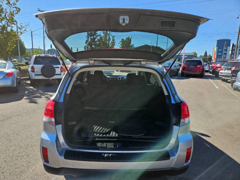 2013 Subaru Outback 2.5i Premium