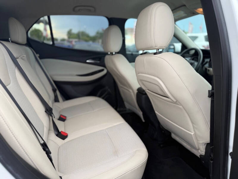 2022 Buick Encore GX Select