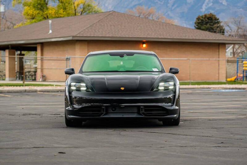 2023 Porsche Taycan Turbo