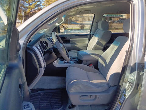 2008 Toyota Sequoia SR5