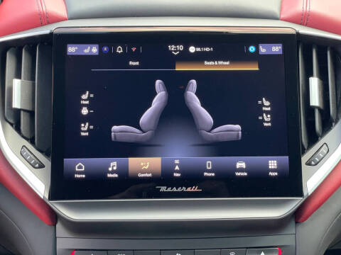 2023 Maserati Ghibli Trofeo