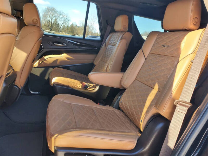 2022 Cadillac Escalade Sport