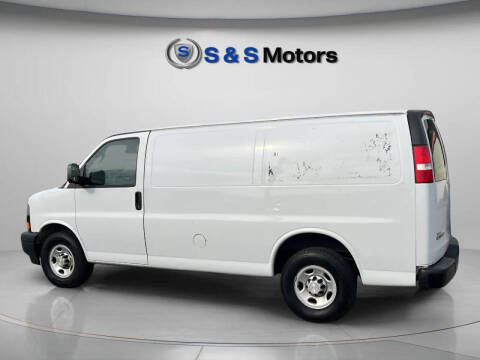 2018 Chevrolet Express 2500