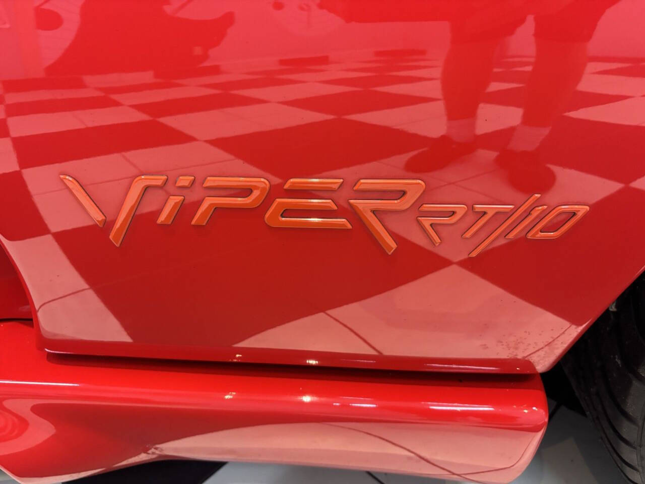 1994 Dodge Viper 37