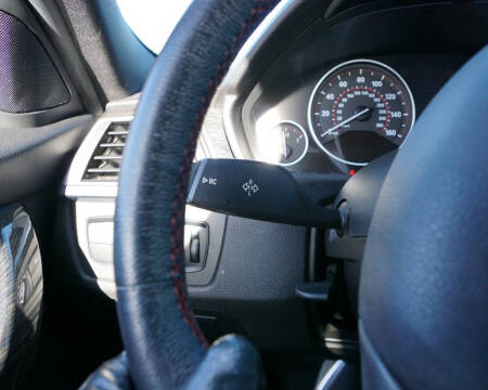 2018 BMW 3 Series 330i xDrive