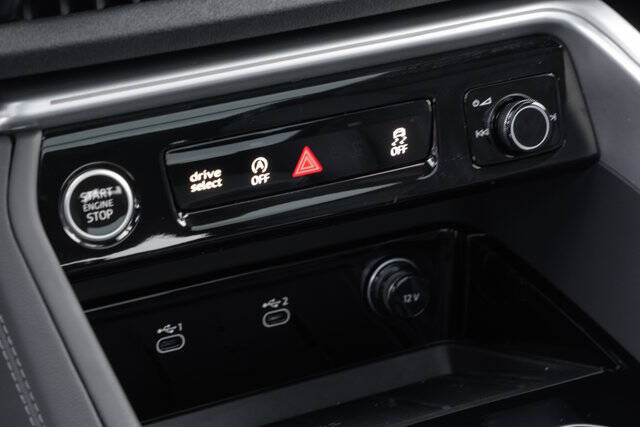 2025 Audi Q5 quattro Premium Plus TFSI