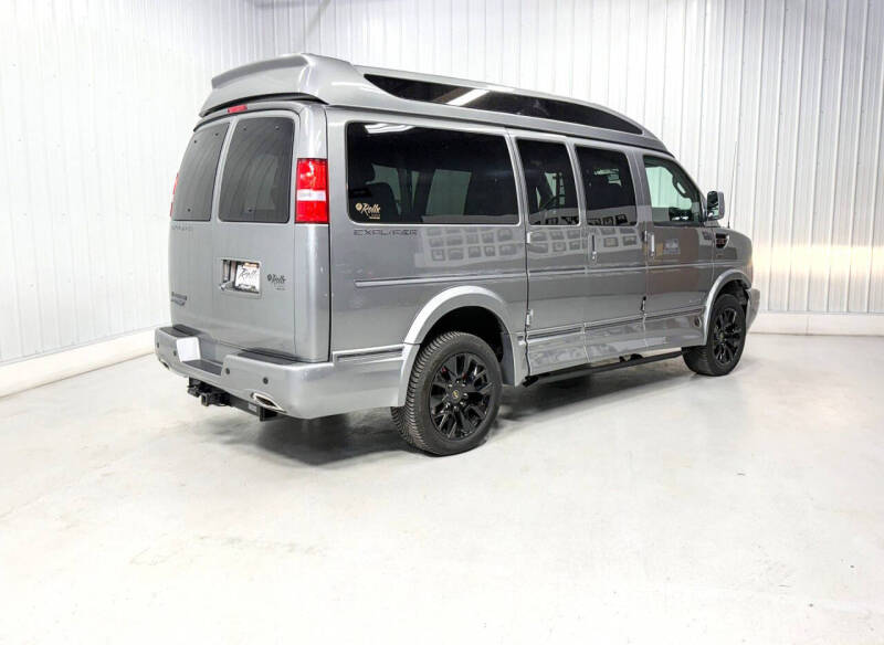 2023 Chevrolet Express 2500