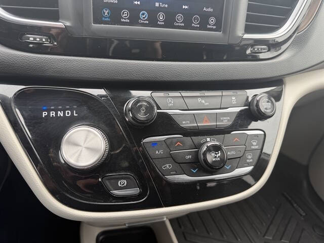 2018 Chrysler Pacifica Touring L