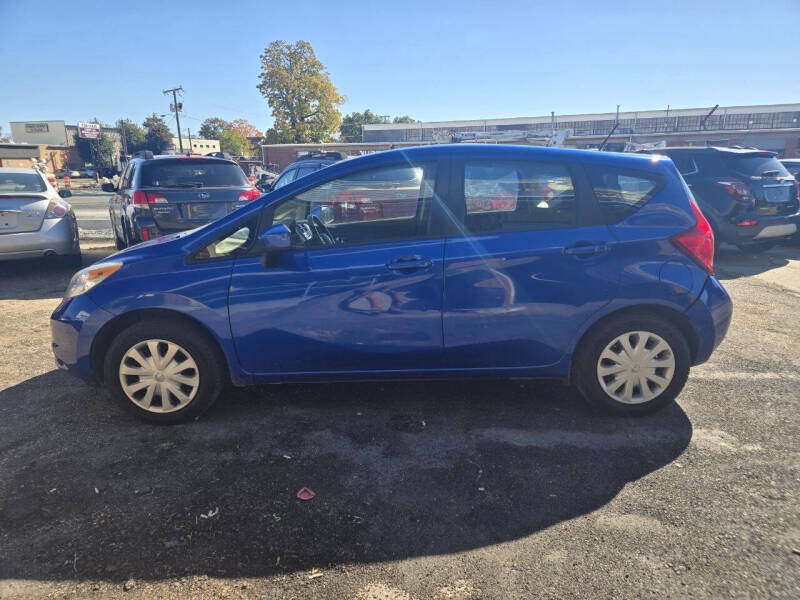 2016 Nissan Versa Note SV's photo