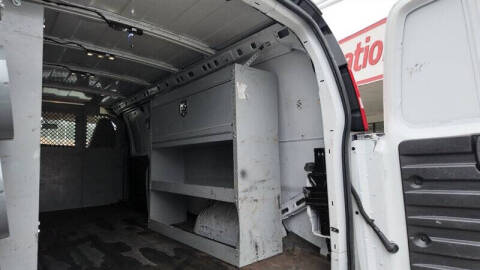 2022 Chevrolet Express 2500