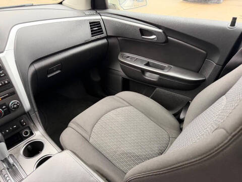 2011 Chevrolet Traverse LT