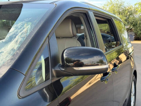 2017 Kia Sedona LX
