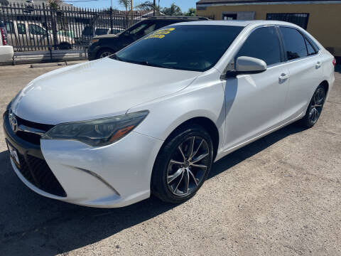 2015 Toyota Camry for sale at JR'S AUTO SALES in Pacoima CA